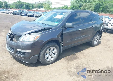 2015 Chevrolet Traverse Ls z USA, uszkodzony, nr VIN 1GNKRFKD8FJ389076